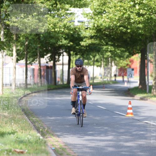 10.08.2025 - GEWOBA Citytriathlon Bremen Yannick Fuchs http://msf.ph/oto/8543070 10.08.2025 10:43:29 Radfahren 27, 53, 217, 361, 422 meine-sportfotos.de