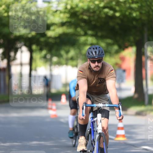 10.08.2025 - GEWOBA Citytriathlon Bremen Yannick Fuchs http://msf.ph/oto/8543076 10.08.2025 10:43:30 Radfahren 27, 53, 217, 361, 422 meine-sportfotos.de