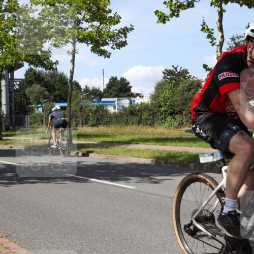 10.08.2025 - GEWOBA Citytriathlon Bremen Yannick Fuchs http://msf.ph/oto/8543093 10.08.2025 14:34:00 Radfahren 55, 65, 92, 151, 364, 388, 451, 507, 522, 530 meine-sportfotos.de