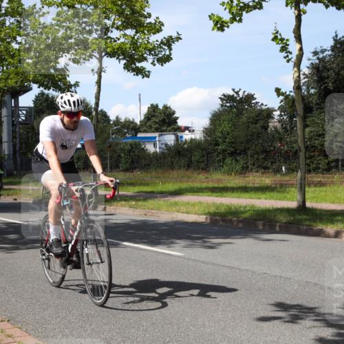 10.08.2025 - GEWOBA Citytriathlon Bremen Yannick Fuchs http://msf.ph/oto/8543162 10.08.2025 14:34:27 Radfahren 45, 76, 79, 88, 143, 144, 146, 214, 304, 316, 375, 392, 424, 443, 465, 515, 524 meine-sportfotos.de