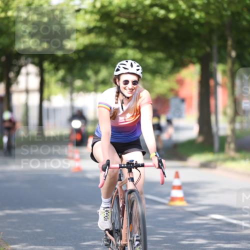10.08.2025 - GEWOBA Citytriathlon Bremen Yannick Fuchs http://msf.ph/oto/8543177 10.08.2025 10:43:46 Radfahren 53, 179, 217, 425, 487, 507 meine-sportfotos.de