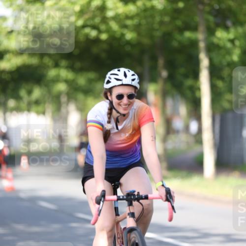 10.08.2025 - GEWOBA Citytriathlon Bremen Yannick Fuchs http://msf.ph/oto/8543181 10.08.2025 10:43:47 Radfahren 53, 179, 217, 425, 487, 507 meine-sportfotos.de