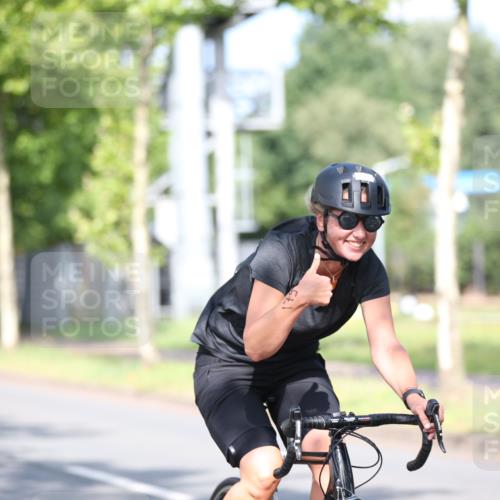 10.08.2025 - GEWOBA Citytriathlon Bremen Yannick Fuchs http://msf.ph/oto/8543247 10.08.2025 10:43:59 Radfahren 179, 425 meine-sportfotos.de