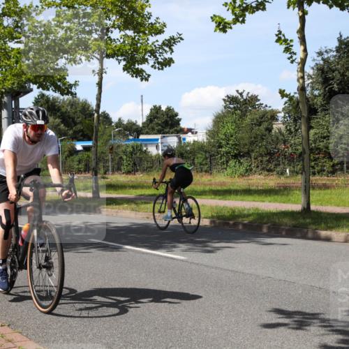 10.08.2025 - GEWOBA Citytriathlon Bremen Yannick Fuchs http://msf.ph/oto/8543297 10.08.2025 14:35:38 Radfahren 64, 108, 173, 233, 319, 339, 395, 421 meine-sportfotos.de
