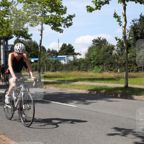10.08.2025 - GEWOBA Citytriathlon Bremen Yannick Fuchs http://msf.ph/oto/8543323 10.08.2025 14:35:47 Radfahren 64, 108, 129, 173, 233, 319, 339, 395, 421 meine-sportfotos.de