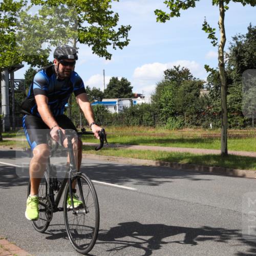 10.08.2025 - GEWOBA Citytriathlon Bremen Yannick Fuchs http://msf.ph/oto/8543336 10.08.2025 14:35:49 Radfahren 32, 64, 129, 173, 339, 395, 421 meine-sportfotos.de