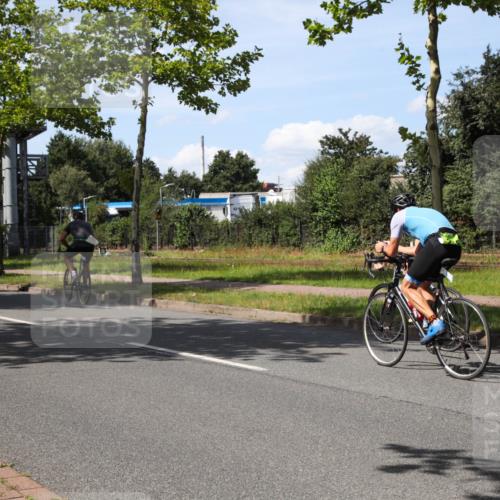 10.08.2025 - GEWOBA Citytriathlon Bremen Yannick Fuchs http://msf.ph/oto/8543380 10.08.2025 14:36:15 Radfahren 20, 91, 261, 380, 437, 452 meine-sportfotos.de