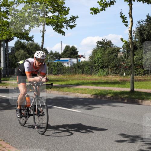 10.08.2025 - GEWOBA Citytriathlon Bremen Yannick Fuchs http://msf.ph/oto/8543394 10.08.2025 14:36:29 Radfahren 20, 46, 91, 255, 285, 380, 391 meine-sportfotos.de