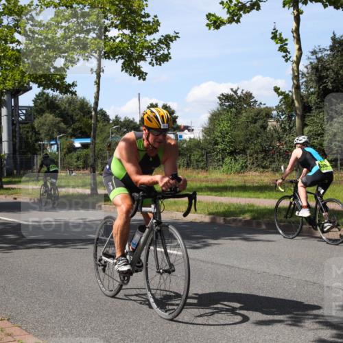 10.08.2025 - GEWOBA Citytriathlon Bremen Yannick Fuchs http://msf.ph/oto/8543450 10.08.2025 14:36:52 Radfahren 24, 41, 46, 106, 123, 136, 227, 239, 240, 263, 314, 521 meine-sportfotos.de