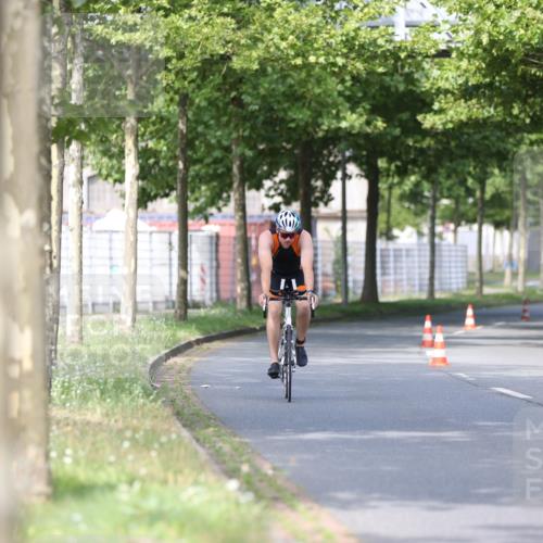 10.08.2025 - GEWOBA Citytriathlon Bremen Yannick Fuchs http://msf.ph/oto/8543477 10.08.2025 10:49:43 Radfahren 353 meine-sportfotos.de