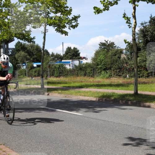 10.08.2025 - GEWOBA Citytriathlon Bremen Yannick Fuchs http://msf.ph/oto/8543583 10.08.2025 14:37:38 Radfahren 4, 58, 63, 116, 170, 197, 254, 287, 290 meine-sportfotos.de