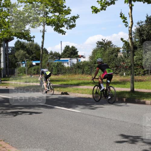 10.08.2025 - GEWOBA Citytriathlon Bremen Yannick Fuchs http://msf.ph/oto/8543608 10.08.2025 14:37:43 Radfahren 4, 58, 63, 116, 170, 191, 197, 287, 290, 528 meine-sportfotos.de
