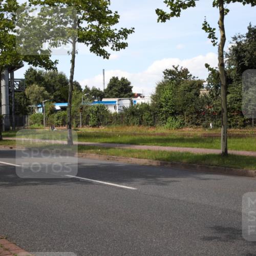 10.08.2025 - GEWOBA Citytriathlon Bremen Yannick Fuchs http://msf.ph/oto/8543653 10.08.2025 14:38:04 Radfahren 30, 54, 75, 81, 147, 152, 191, 528 meine-sportfotos.de