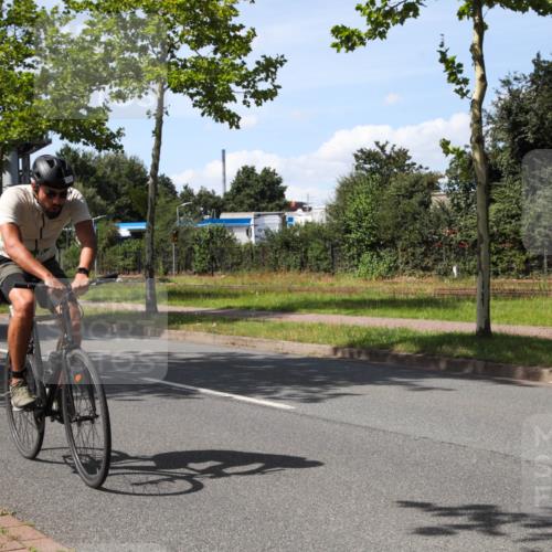 10.08.2025 - GEWOBA Citytriathlon Bremen Yannick Fuchs http://msf.ph/oto/8543659 10.08.2025 14:38:14 Radfahren 30, 54, 81, 147, 152, 162 meine-sportfotos.de