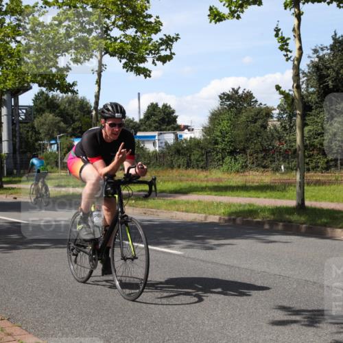 10.08.2025 - GEWOBA Citytriathlon Bremen Yannick Fuchs http://msf.ph/oto/8543685 10.08.2025 14:38:26 Radfahren 51, 54, 81, 162, 195, 295 meine-sportfotos.de