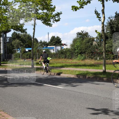 10.08.2025 - GEWOBA Citytriathlon Bremen Yannick Fuchs http://msf.ph/oto/8543722 10.08.2025 14:38:41 Radfahren 50, 51, 195, 216, 238, 312 meine-sportfotos.de