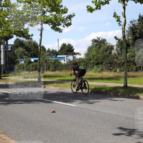 10.08.2025 - GEWOBA Citytriathlon Bremen Yannick Fuchs http://msf.ph/oto/8543745 10.08.2025 14:38:59 Radfahren 100, 236, 238, 354 meine-sportfotos.de