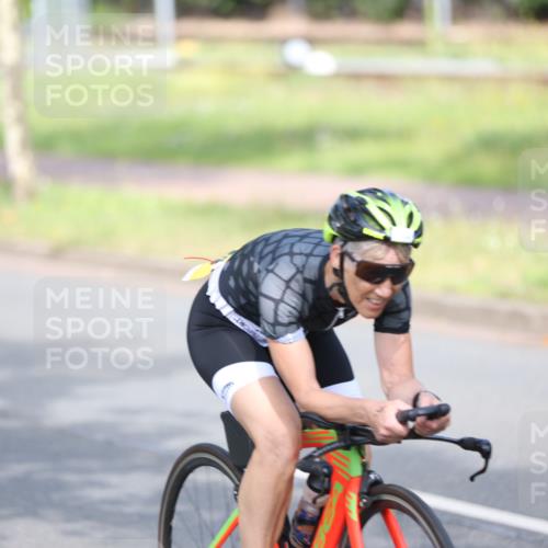 10.08.2025 - GEWOBA Citytriathlon Bremen Yannick Fuchs http://msf.ph/oto/8543766 10.08.2025 10:52:38 Radfahren 21, 43, 354, 355, 491, 504 meine-sportfotos.de