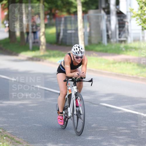 10.08.2025 - GEWOBA Citytriathlon Bremen Yannick Fuchs http://msf.ph/oto/8543772 10.08.2025 10:52:40 Radfahren 21, 43, 354, 355, 491, 504 meine-sportfotos.de