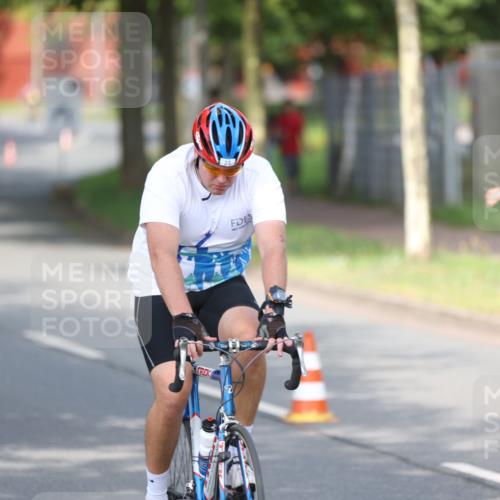 10.08.2025 - GEWOBA Citytriathlon Bremen Yannick Fuchs http://msf.ph/oto/8543784 10.08.2025 10:52:47 Radfahren 21, 43, 400, 413, 491, 504 meine-sportfotos.de