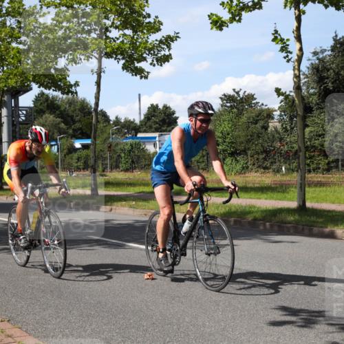 10.08.2025 - GEWOBA Citytriathlon Bremen Yannick Fuchs http://msf.ph/oto/8543788 10.08.2025 14:39:24 Radfahren 18, 84, 94, 101, 126, 130, 174, 281, 283, 334, 427 meine-sportfotos.de