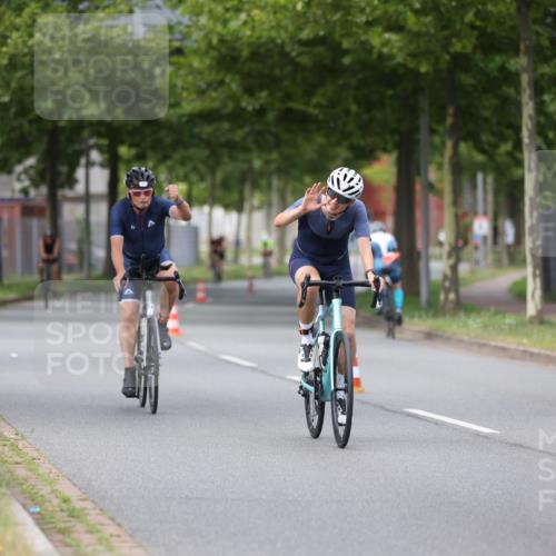 10.08.2025 - GEWOBA Citytriathlon Bremen Yannick Fuchs http://msf.ph/oto/8543801 10.08.2025 12:52:13 Radfahren 603, 708, 738, 858, 891, 905, 973, 977, 1017, 1037 meine-sportfotos.de