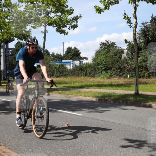 10.08.2025 - GEWOBA Citytriathlon Bremen Yannick Fuchs http://msf.ph/oto/8543802 10.08.2025 14:39:34 Radfahren 84, 90, 94, 101, 126, 174, 281, 283, 334 meine-sportfotos.de