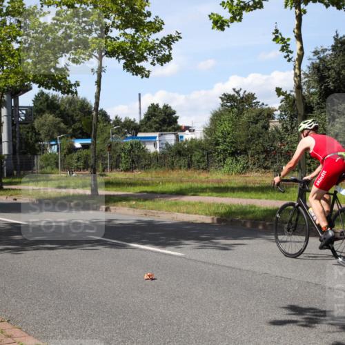10.08.2025 - GEWOBA Citytriathlon Bremen Yannick Fuchs http://msf.ph/oto/8543818 10.08.2025 14:39:39 Radfahren 80, 84, 90, 94, 101, 124, 126, 215, 334 meine-sportfotos.de