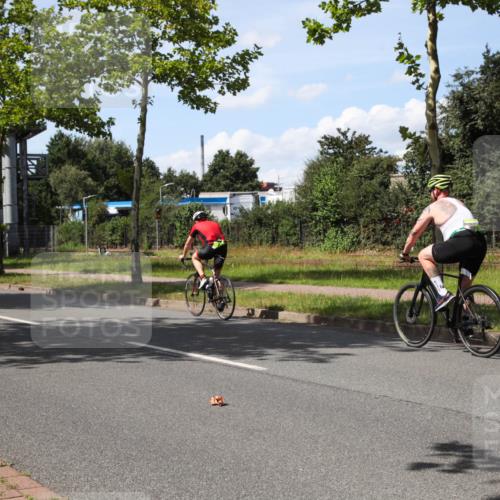 10.08.2025 - GEWOBA Citytriathlon Bremen Yannick Fuchs http://msf.ph/oto/8543872 10.08.2025 14:40:07 Radfahren 52, 59, 69, 139, 225, 274 meine-sportfotos.de