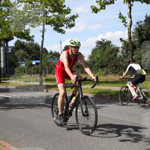 10.08.2025 - GEWOBA Citytriathlon Bremen Yannick Fuchs http://msf.ph/oto/8543908 10.08.2025 14:40:31 Radfahren 29, 47, 131, 186, 242, 258, 289, 297, 529 meine-sportfotos.de