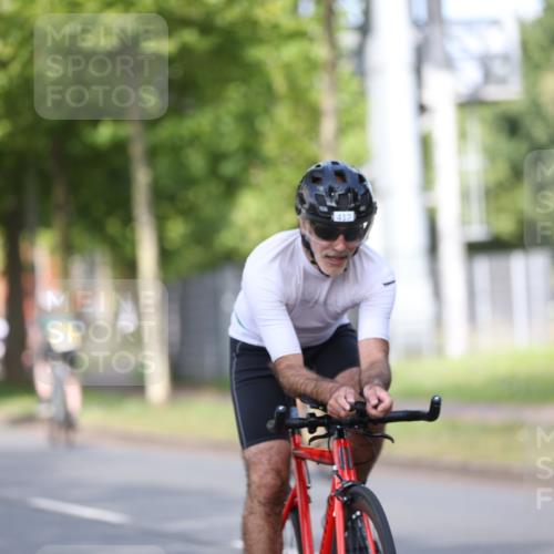 10.08.2025 - GEWOBA Citytriathlon Bremen Yannick Fuchs http://msf.ph/oto/8543960 10.08.2025 10:55:15 Radfahren 19, 163, 211, 219, 397, 418 meine-sportfotos.de