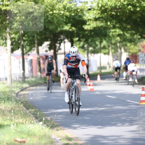 10.08.2025 - GEWOBA Citytriathlon Bremen Yannick Fuchs http://msf.ph/oto/8543979 10.08.2025 10:55:19 Radfahren 19, 163, 211, 219, 397, 418 meine-sportfotos.de