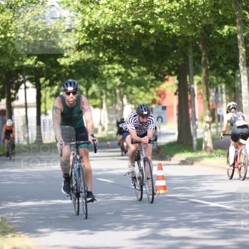 10.08.2025 - GEWOBA Citytriathlon Bremen Yannick Fuchs http://msf.ph/oto/8543991 10.08.2025 10:55:22 Radfahren 19, 163, 211, 219, 397, 418 meine-sportfotos.de