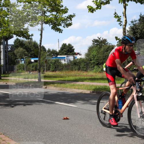 10.08.2025 - GEWOBA Citytriathlon Bremen Yannick Fuchs http://msf.ph/oto/8544028 10.08.2025 14:41:47 Radfahren 209, 213, 262, 306, 317, 343, 478, 480, 513 meine-sportfotos.de