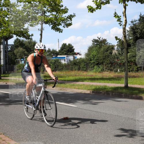 10.08.2025 - GEWOBA Citytriathlon Bremen Yannick Fuchs http://msf.ph/oto/8544037 10.08.2025 14:41:53 Radfahren 56, 209, 213, 235, 246, 250, 262, 317, 478, 480, 513 meine-sportfotos.de