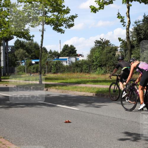 10.08.2025 - GEWOBA Citytriathlon Bremen Yannick Fuchs http://msf.ph/oto/8544043 10.08.2025 14:41:56 Radfahren 56, 209, 213, 235, 246, 250, 262, 317, 478, 480 meine-sportfotos.de