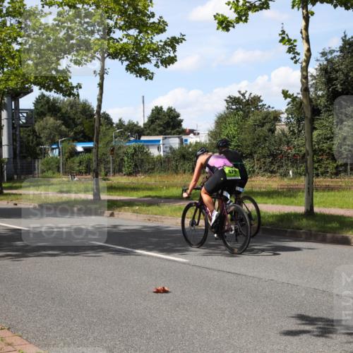 10.08.2025 - GEWOBA Citytriathlon Bremen Yannick Fuchs http://msf.ph/oto/8544045 10.08.2025 14:41:56 Radfahren 56, 209, 213, 235, 246, 250, 262, 317, 478, 480 meine-sportfotos.de