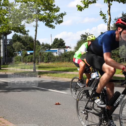 10.08.2025 - GEWOBA Citytriathlon Bremen Yannick Fuchs http://msf.ph/oto/8544060 10.08.2025 14:42:02 Radfahren 56, 209, 213, 235, 246, 250, 262, 478 meine-sportfotos.de