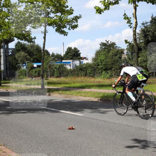 10.08.2025 - GEWOBA Citytriathlon Bremen Yannick Fuchs http://msf.ph/oto/8544075 10.08.2025 14:42:12 Radfahren 19, 56, 145, 235, 246, 250, 288 meine-sportfotos.de