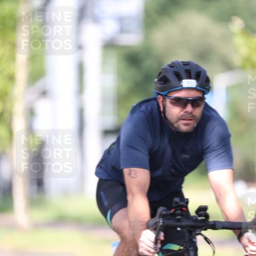 10.08.2025 - GEWOBA Citytriathlon Bremen Yannick Fuchs http://msf.ph/oto/8544076 10.08.2025 10:55:53 Radfahren 93, 117, 119, 207, 480, 485 meine-sportfotos.de
