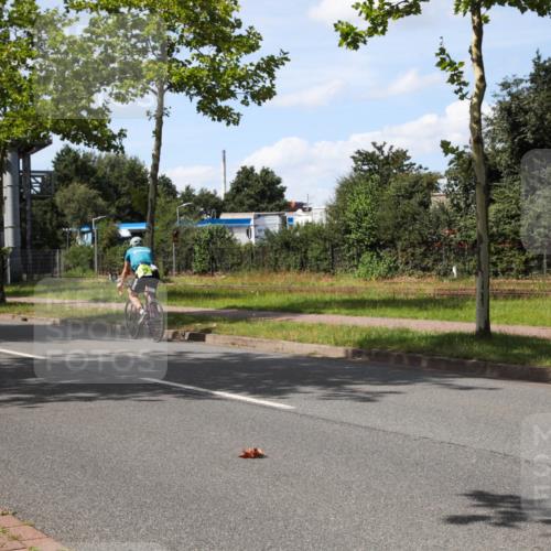 10.08.2025 - GEWOBA Citytriathlon Bremen Yannick Fuchs http://msf.ph/oto/8544117 10.08.2025 14:42:44 Radfahren 110, 303, 474, 479, 488 meine-sportfotos.de