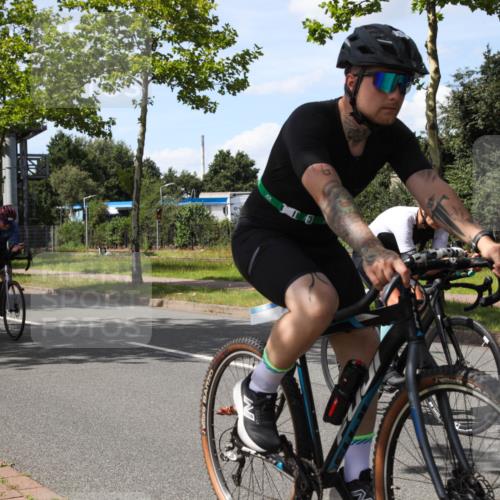 10.08.2025 - GEWOBA Citytriathlon Bremen Yannick Fuchs http://msf.ph/oto/8544135 10.08.2025 14:43:04 Radfahren 67, 180, 205, 436, 446, 474 meine-sportfotos.de