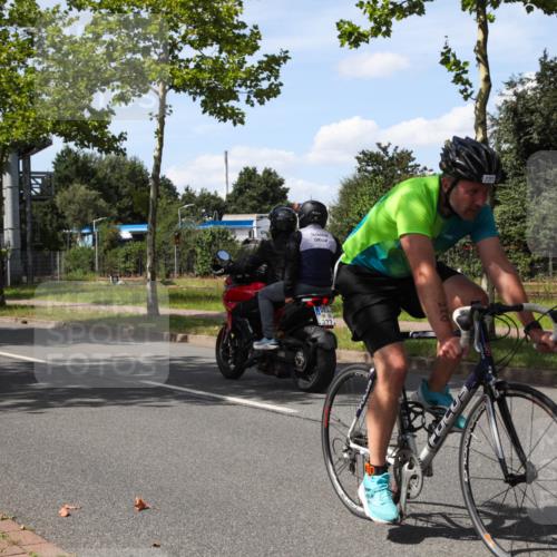 10.08.2025 - GEWOBA Citytriathlon Bremen Yannick Fuchs http://msf.ph/oto/8544186 10.08.2025 14:47:18 Radfahren 220 meine-sportfotos.de