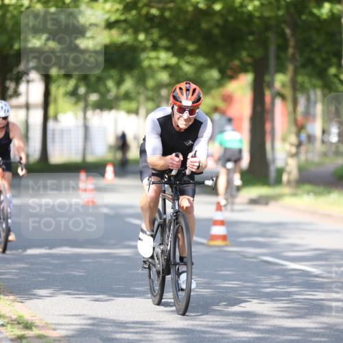 10.08.2025 - GEWOBA Citytriathlon Bremen Yannick Fuchs http://msf.ph/oto/8544196 10.08.2025 10:56:16 Radfahren 69, 99, 115, 119, 401, 429, 464, 466, 497 meine-sportfotos.de