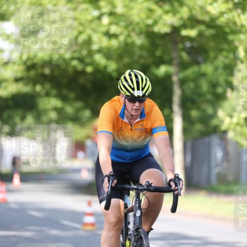 10.08.2025 - GEWOBA Citytriathlon Bremen Yannick Fuchs http://msf.ph/oto/8544256 10.08.2025 10:56:33 Radfahren 31, 67, 115, 203, 401, 447, 455 meine-sportfotos.de