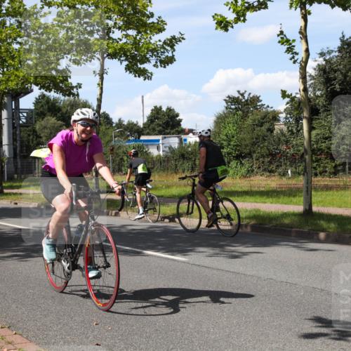 10.08.2025 - GEWOBA Citytriathlon Bremen Yannick Fuchs http://msf.ph/oto/8544264 10.08.2025 14:48:27 Radfahren 189, 196, 457 meine-sportfotos.de