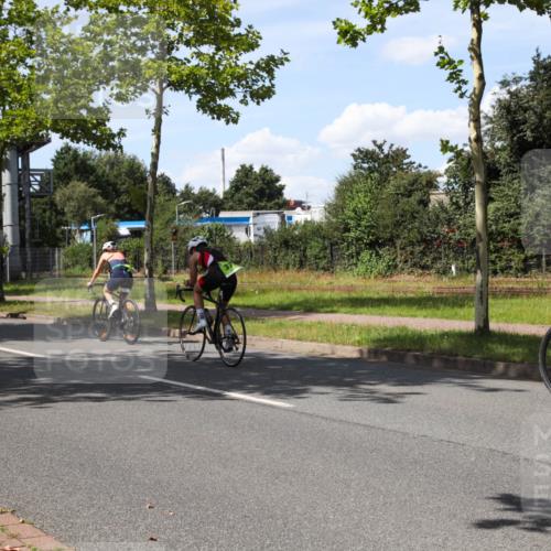 10.08.2025 - GEWOBA Citytriathlon Bremen Yannick Fuchs http://msf.ph/oto/8544288 10.08.2025 14:48:44 Radfahren 179, 181, 276, 365, 389, 426, 487 meine-sportfotos.de