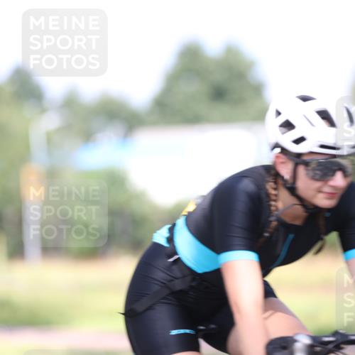 10.08.2025 - GEWOBA Citytriathlon Bremen Yannick Fuchs http://msf.ph/oto/8544311 10.08.2025 10:56:43 Radfahren 31, 67, 145, 203, 447, 455, 501 meine-sportfotos.de