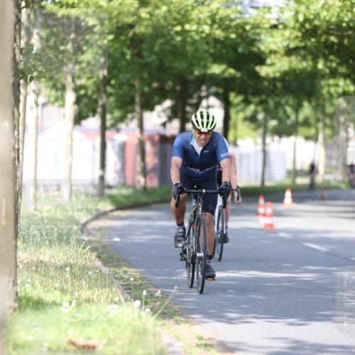 10.08.2025 - GEWOBA Citytriathlon Bremen Yannick Fuchs http://msf.ph/oto/8544320 10.08.2025 10:56:54 Radfahren 5, 67, 101, 145, 203, 447, 454, 501 meine-sportfotos.de