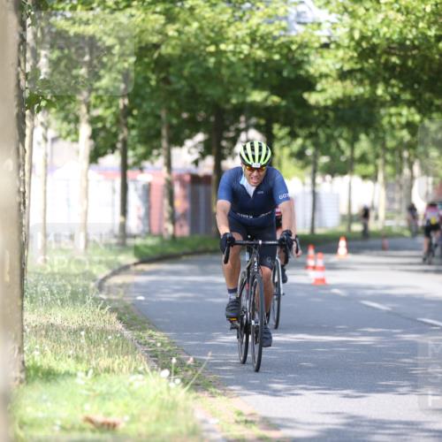 10.08.2025 - GEWOBA Citytriathlon Bremen Yannick Fuchs http://msf.ph/oto/8544323 10.08.2025 10:56:54 Radfahren 5, 67, 101, 145, 203, 447, 454, 501 meine-sportfotos.de